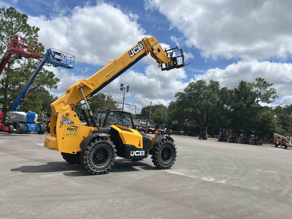2022 JCB 507-42-5