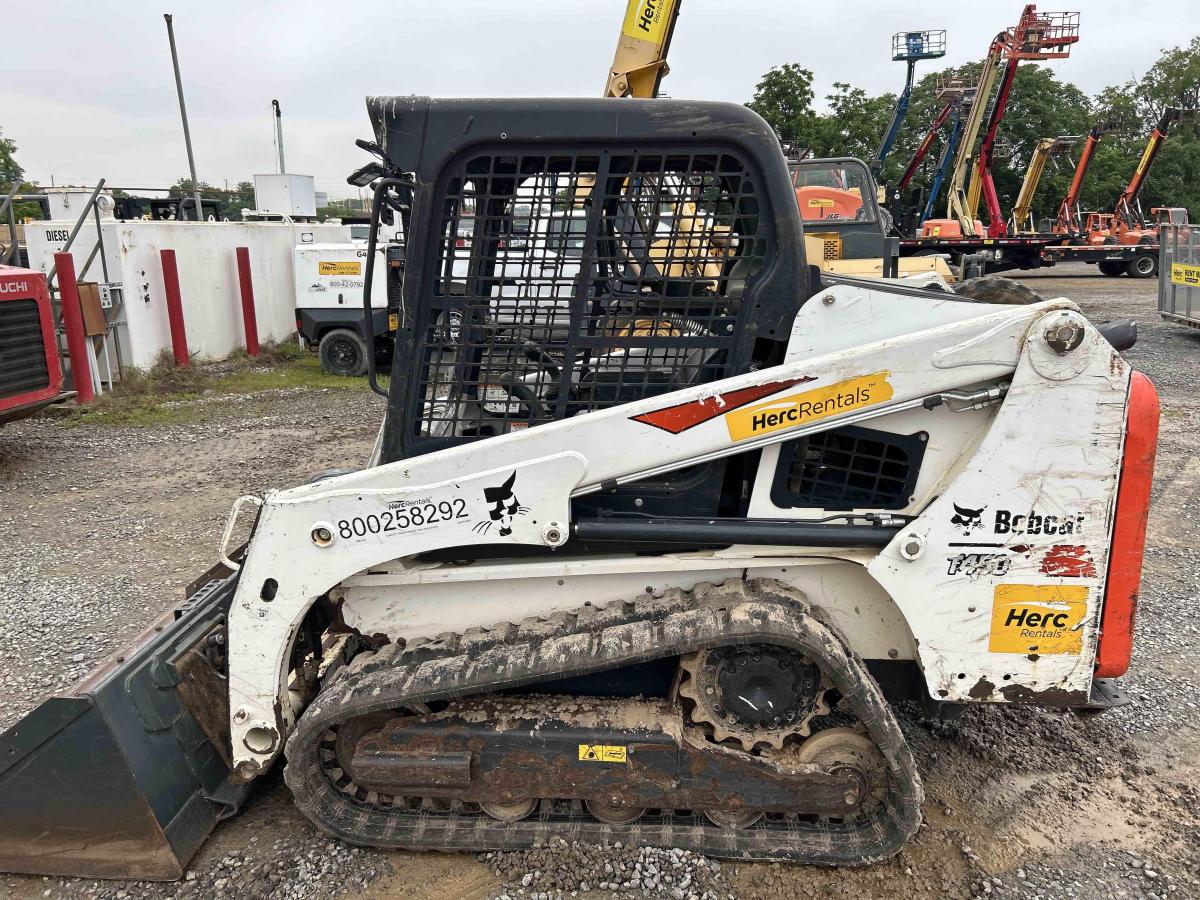 2019 Bobcat T450
