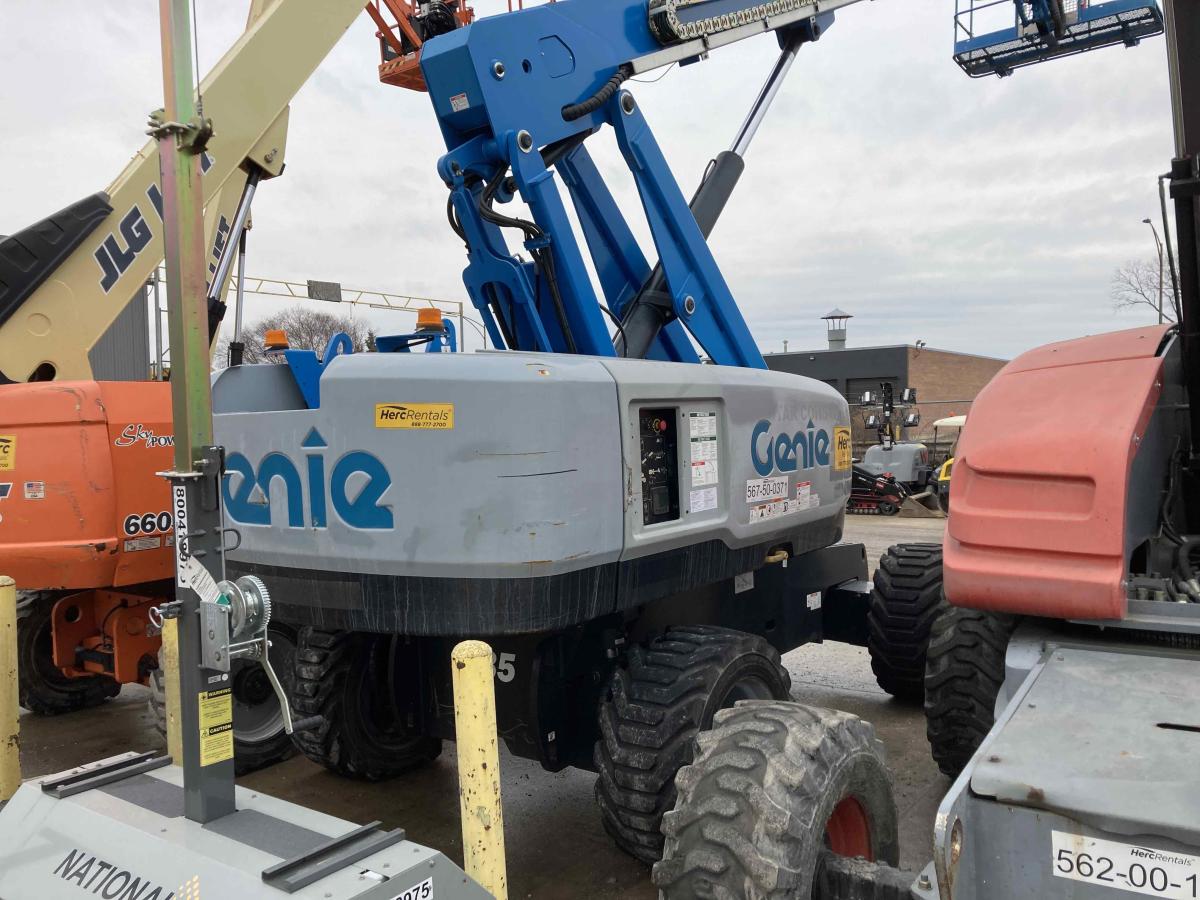 2019 Genie S-85