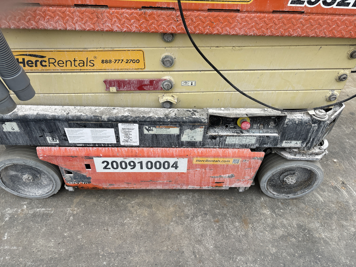 2019 JLG 1932R-3