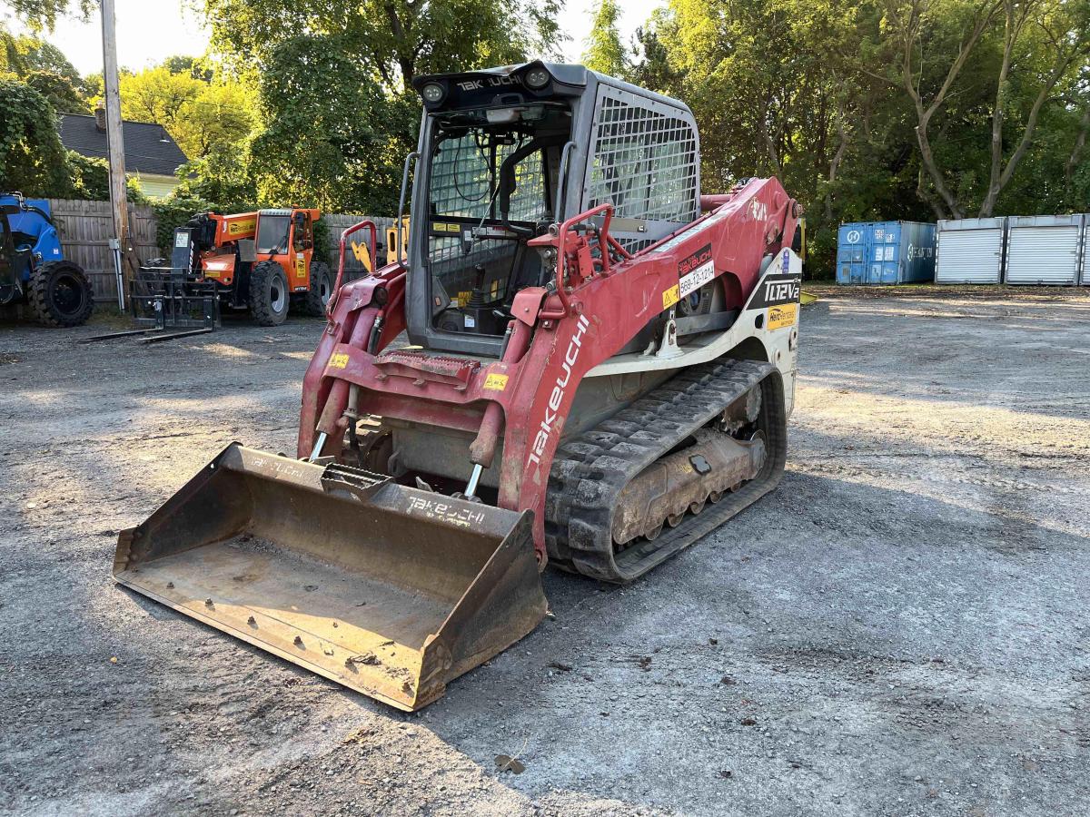 2017 Takeuchi TL12V2