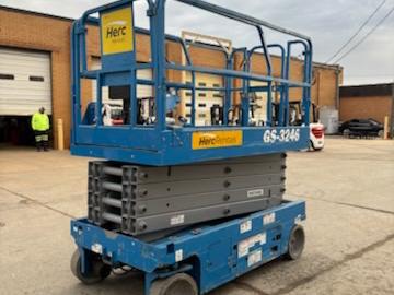 2018 Genie GS-3246