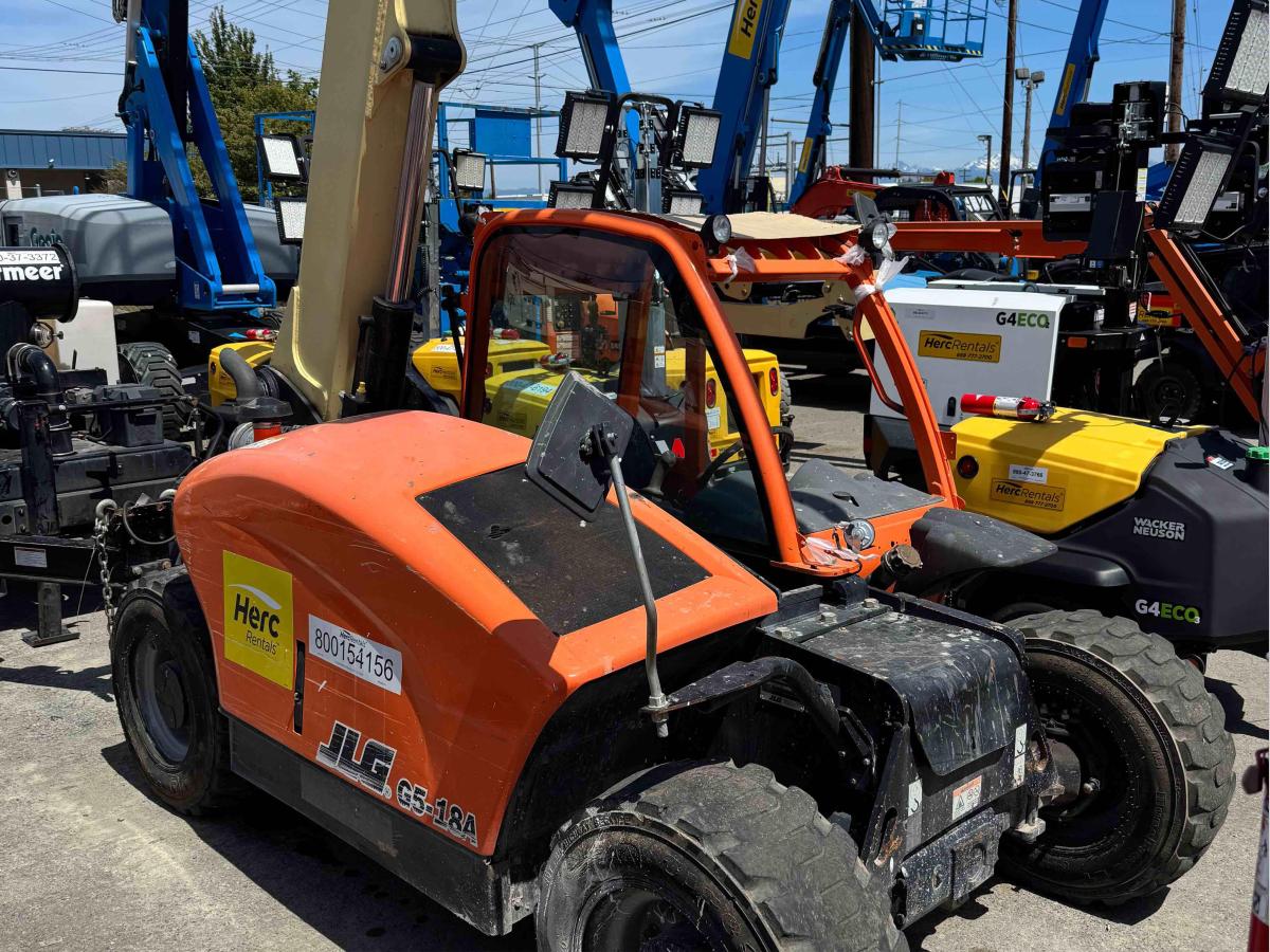 2017 JLG G5-18A-1