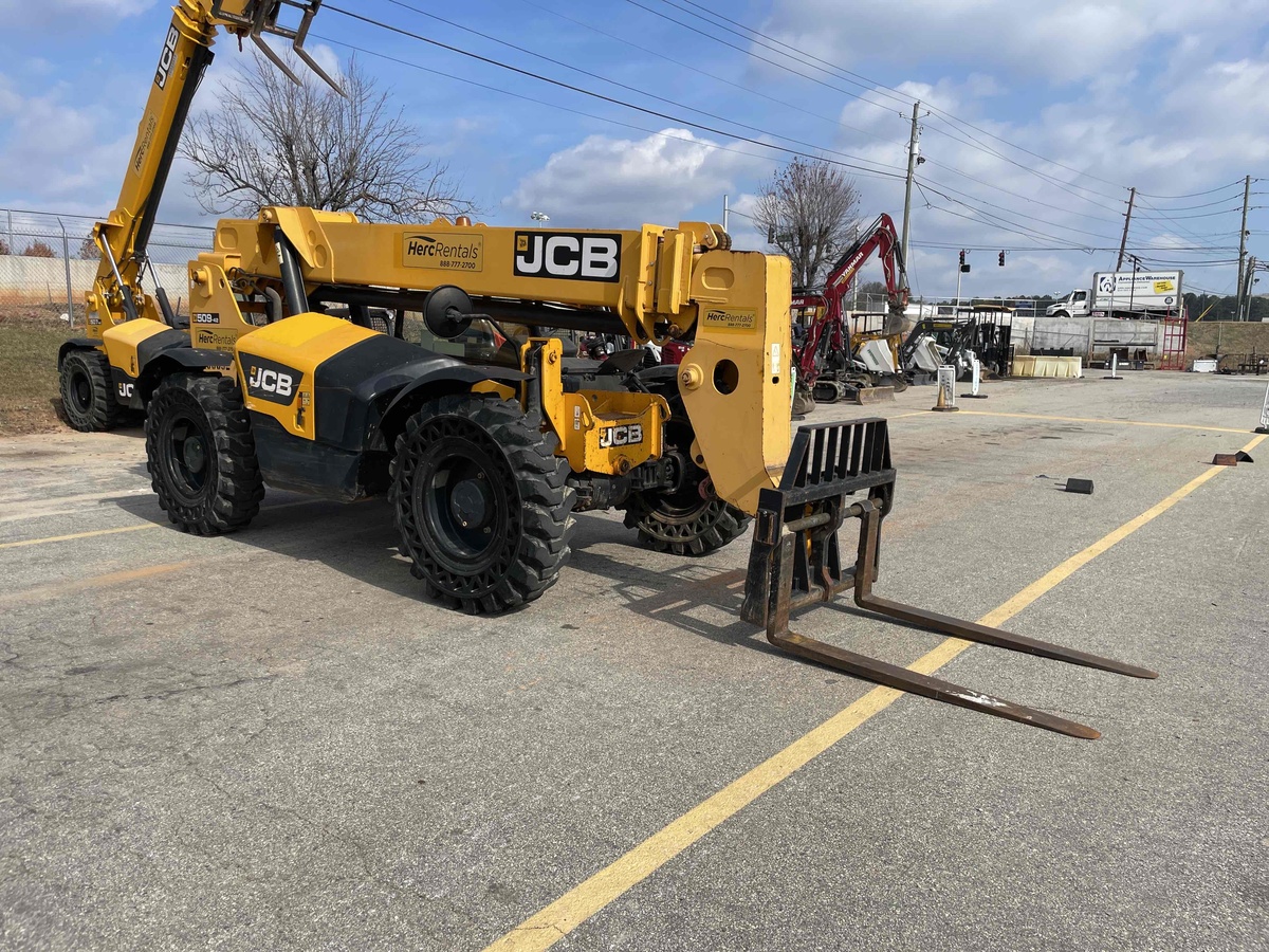 2018 JCB 509-42-3