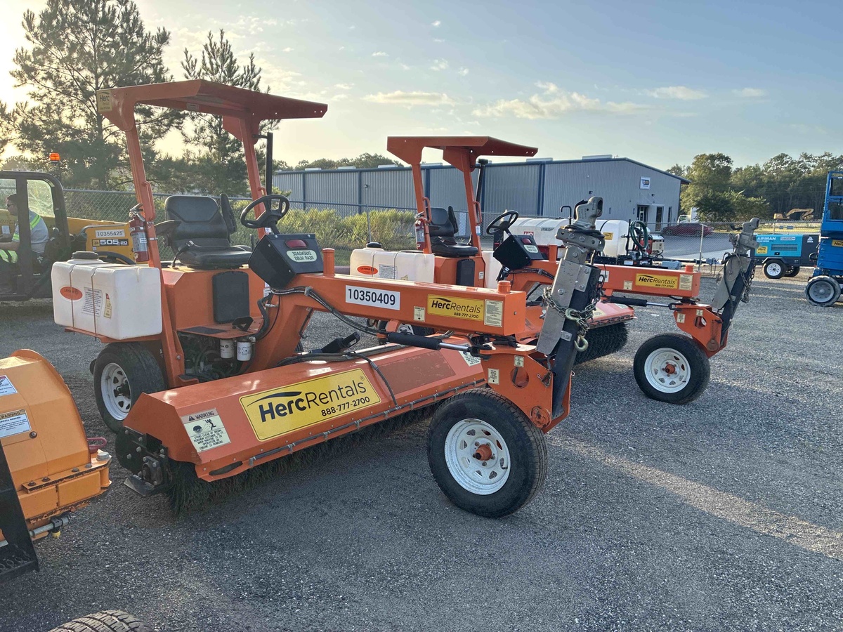 2022 LayMor SM300-2
