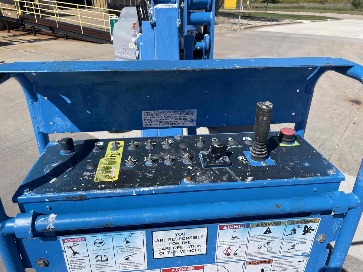 2014 Genie Z-45/25J-5