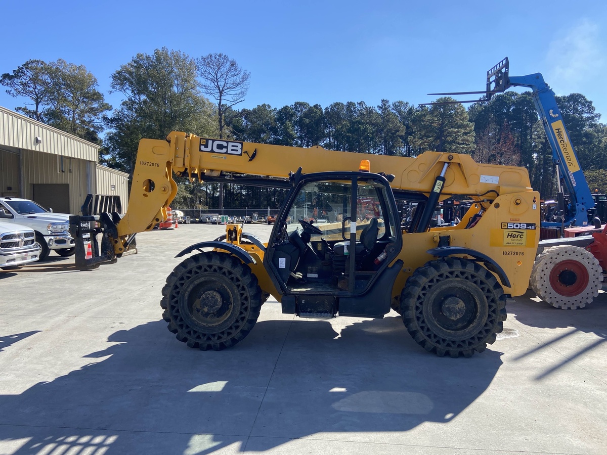 2019 JCB 509-42-3