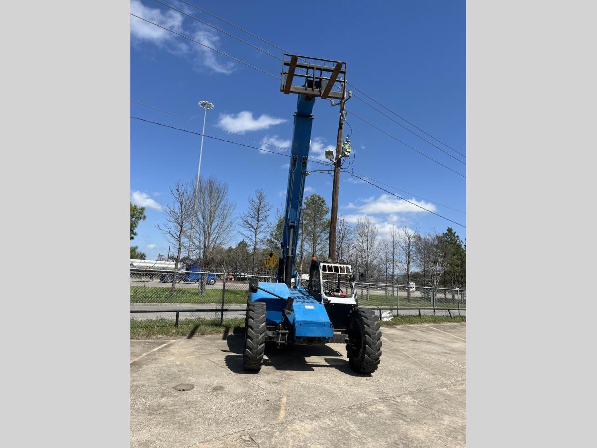 2018 Genie GTH 844