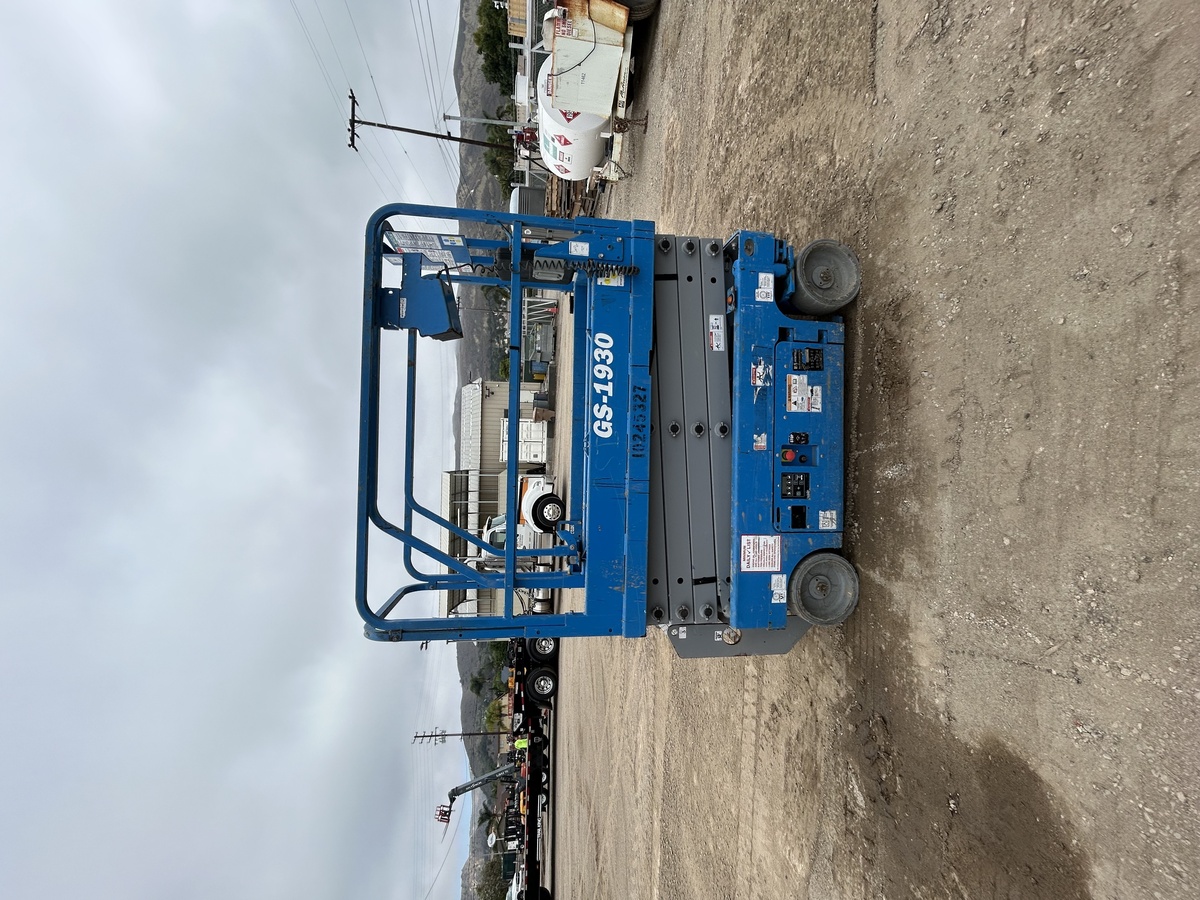 2018 Genie GS-1930-4