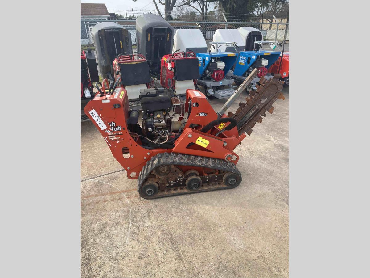2017 Ditch Witch C24X