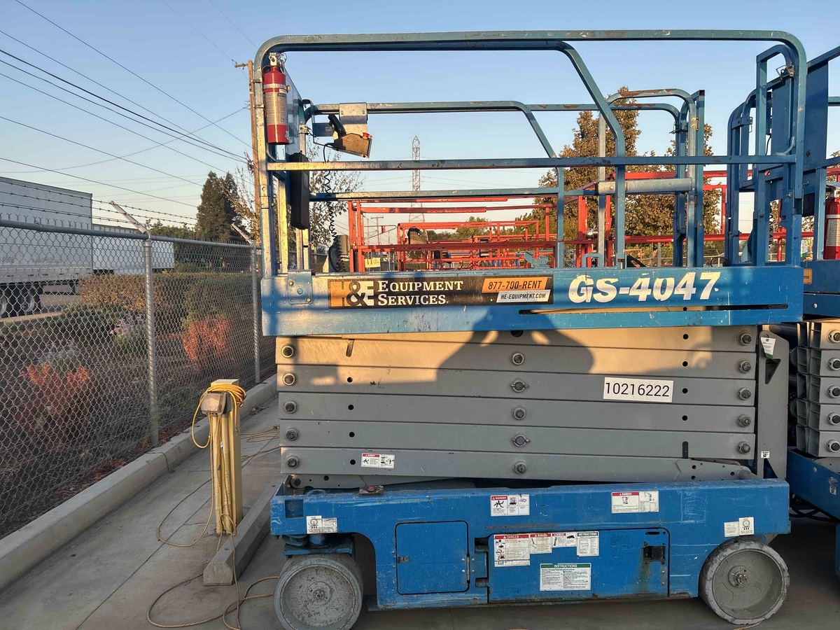 2017 Genie GS-4047-2