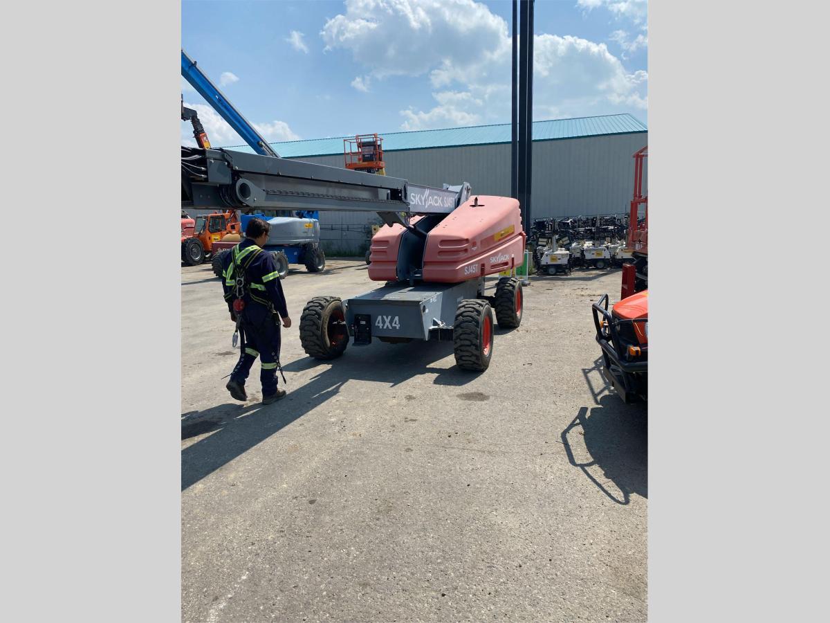 2015 Skyjack SJ45 T-2