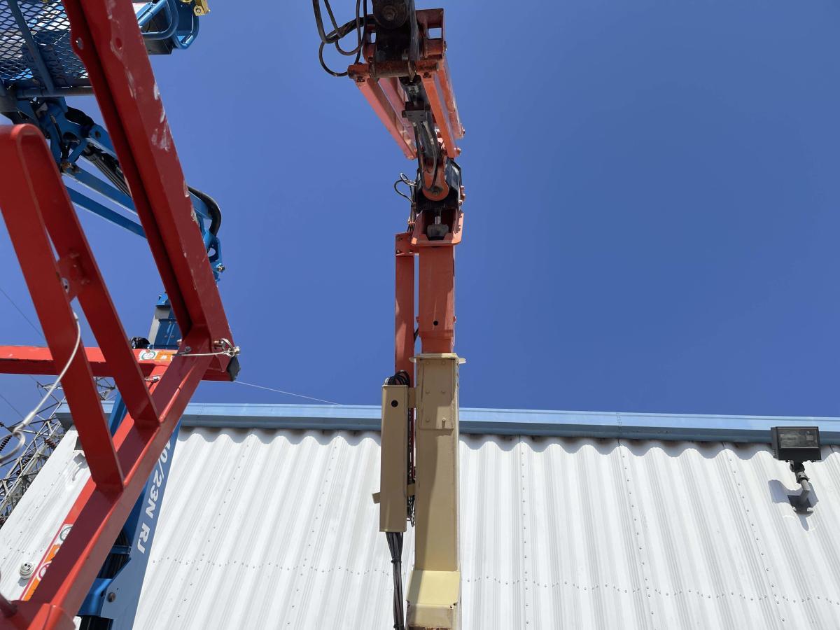 2007 JLG E400AJPN