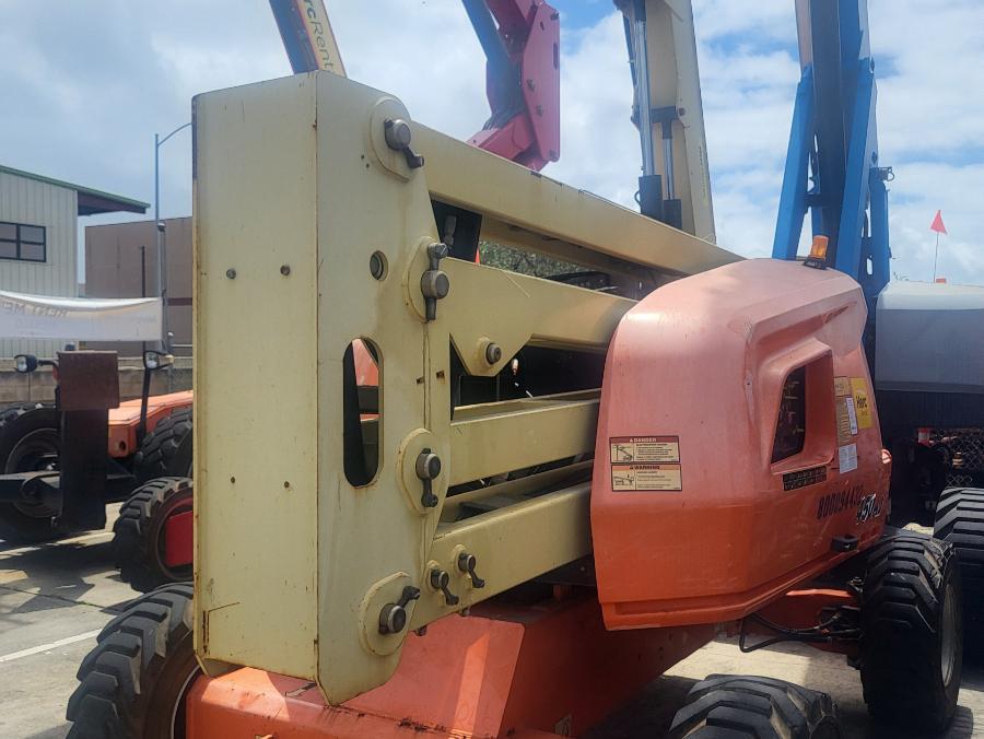 2016 JLG 450AJ