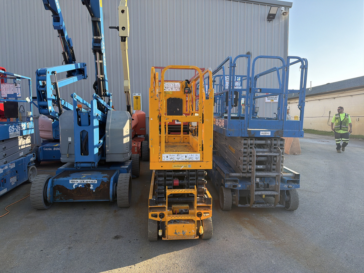 2023 JCB S1930E