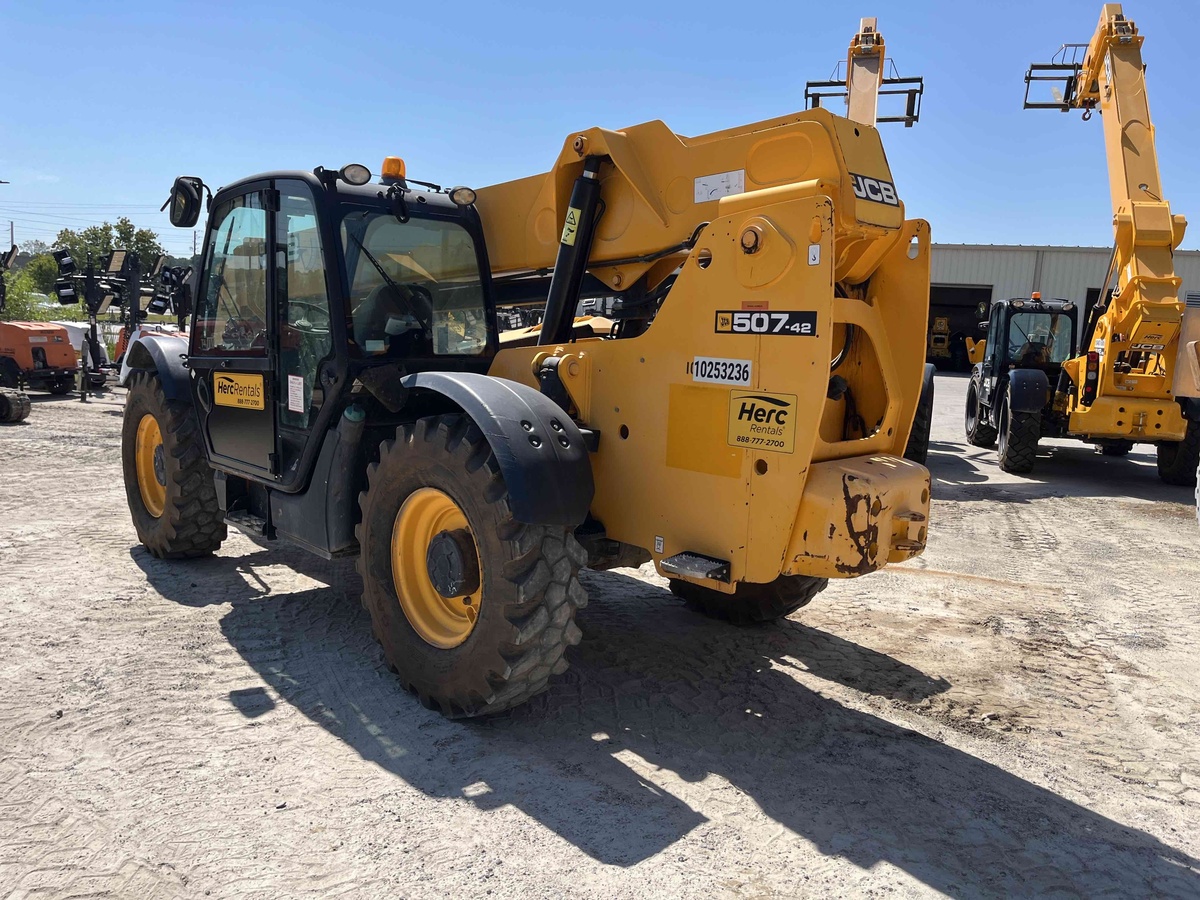 2018 JCB 507-42-3