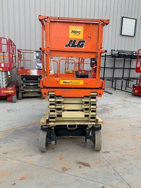 2018 JLG 3246ES