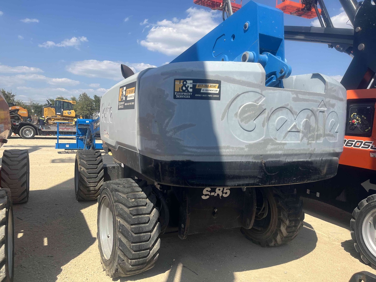 2017 Genie S-85-2