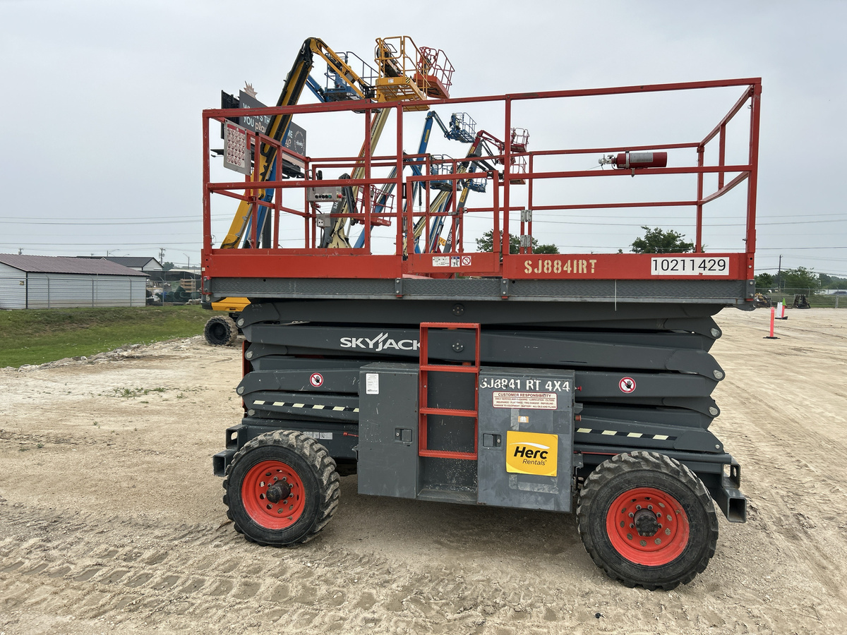 2017 Skyjack SJ8841 RT-5