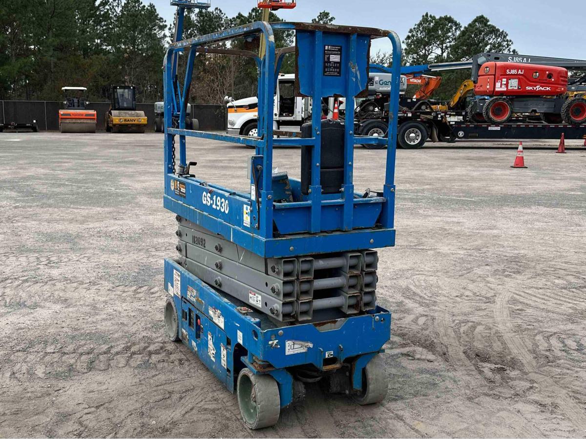 2017 Genie GS-1930-4