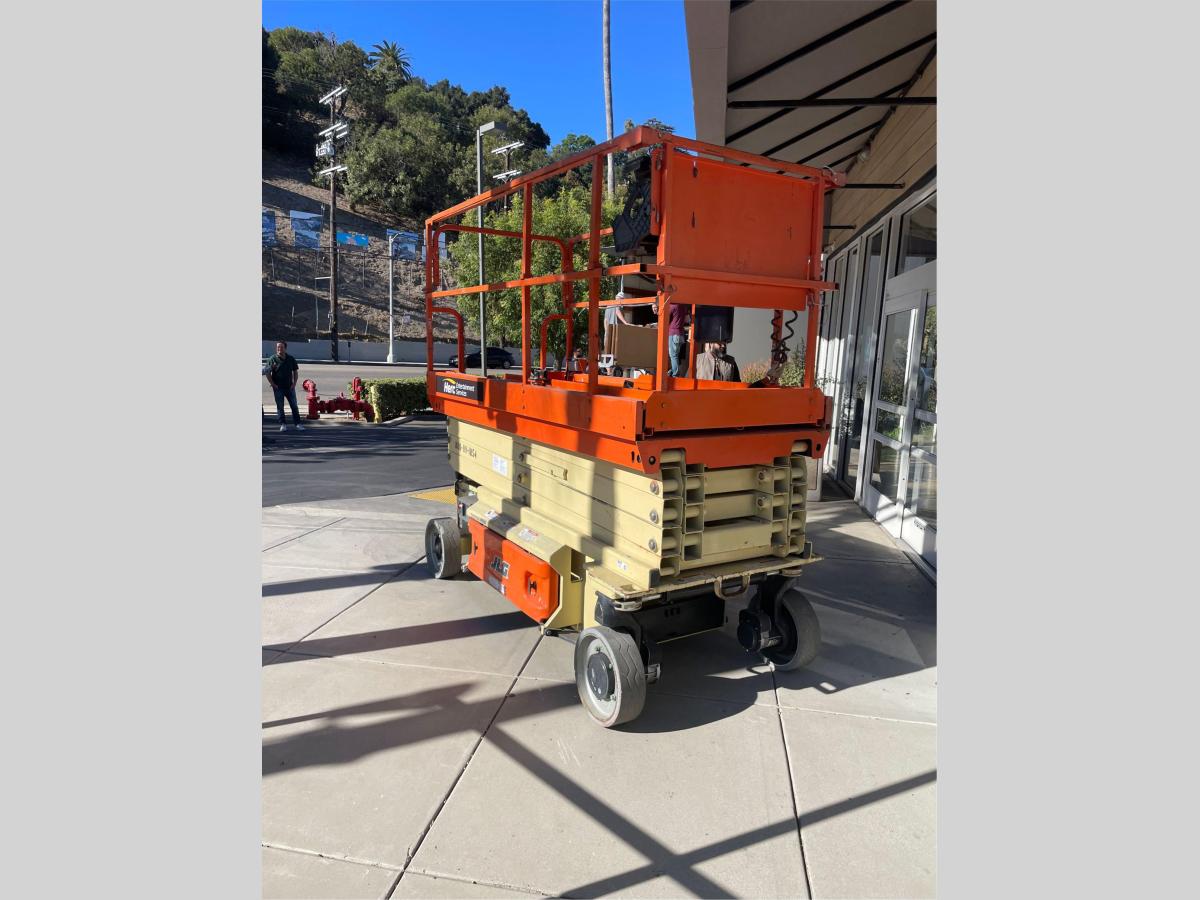 2016 JLG 3246ES