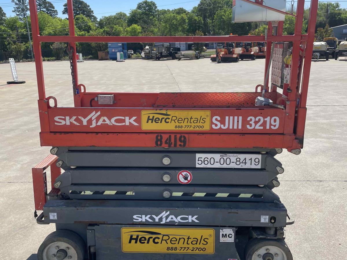 2017 Skyjack SJ3219