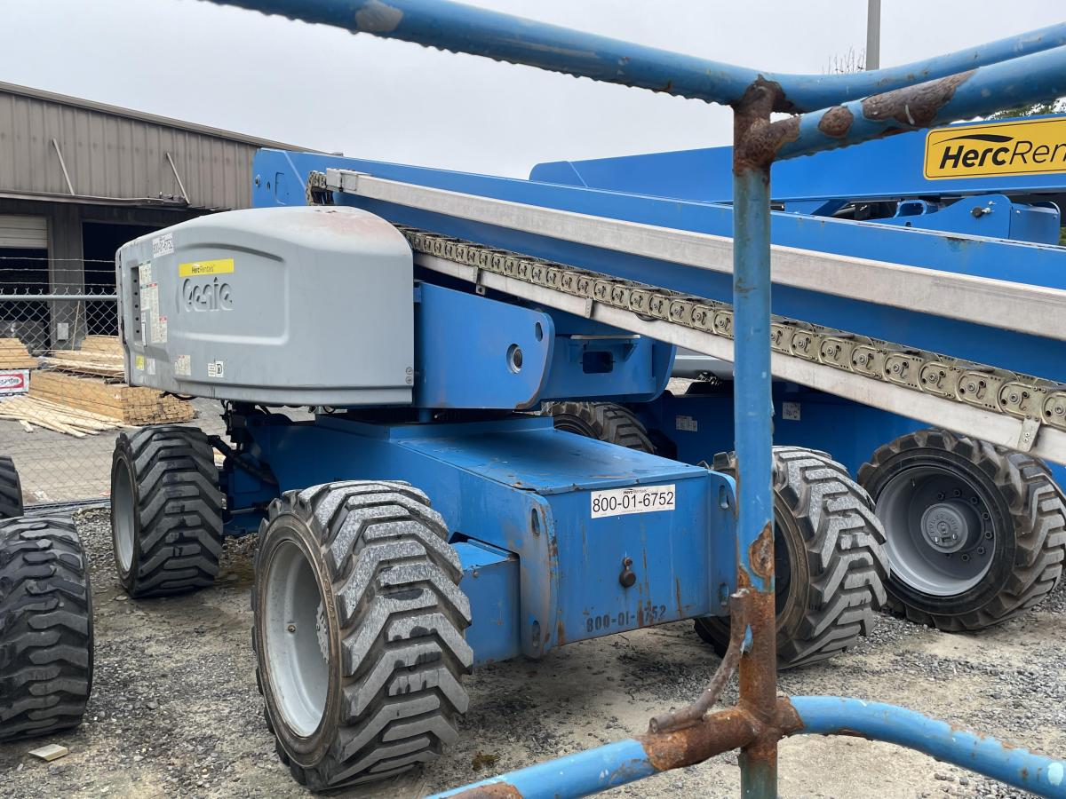 2014 Genie S-80