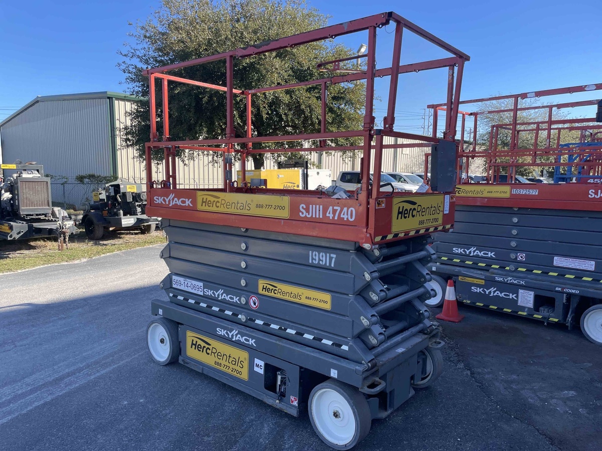 2019 Skyjack SJ4740-3