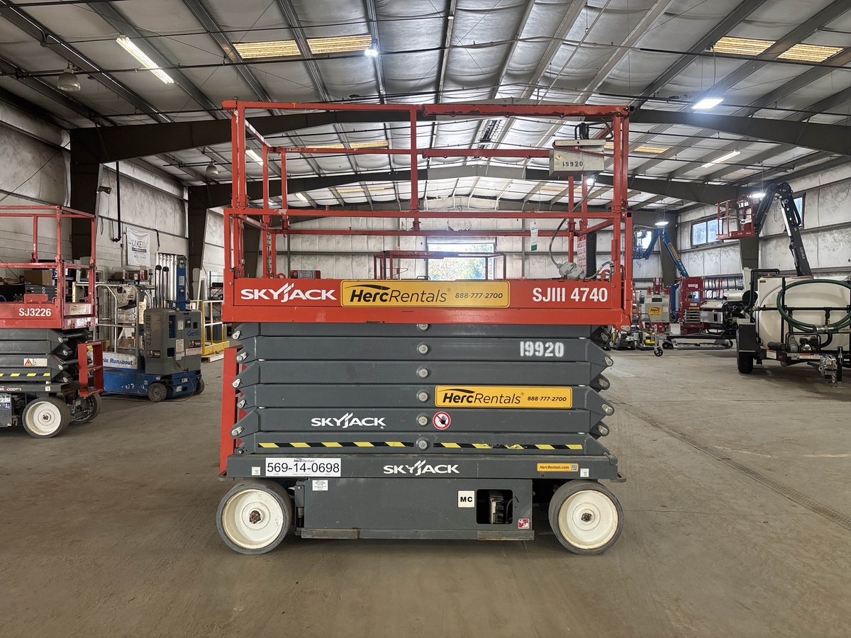 2019 Skyjack SJ4740-2