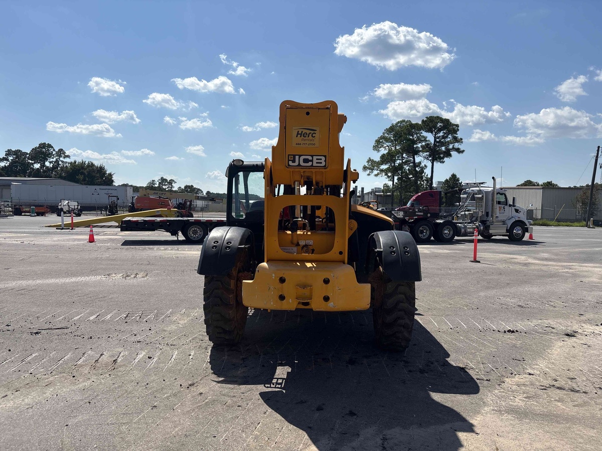 2022 JCB 512-56-4