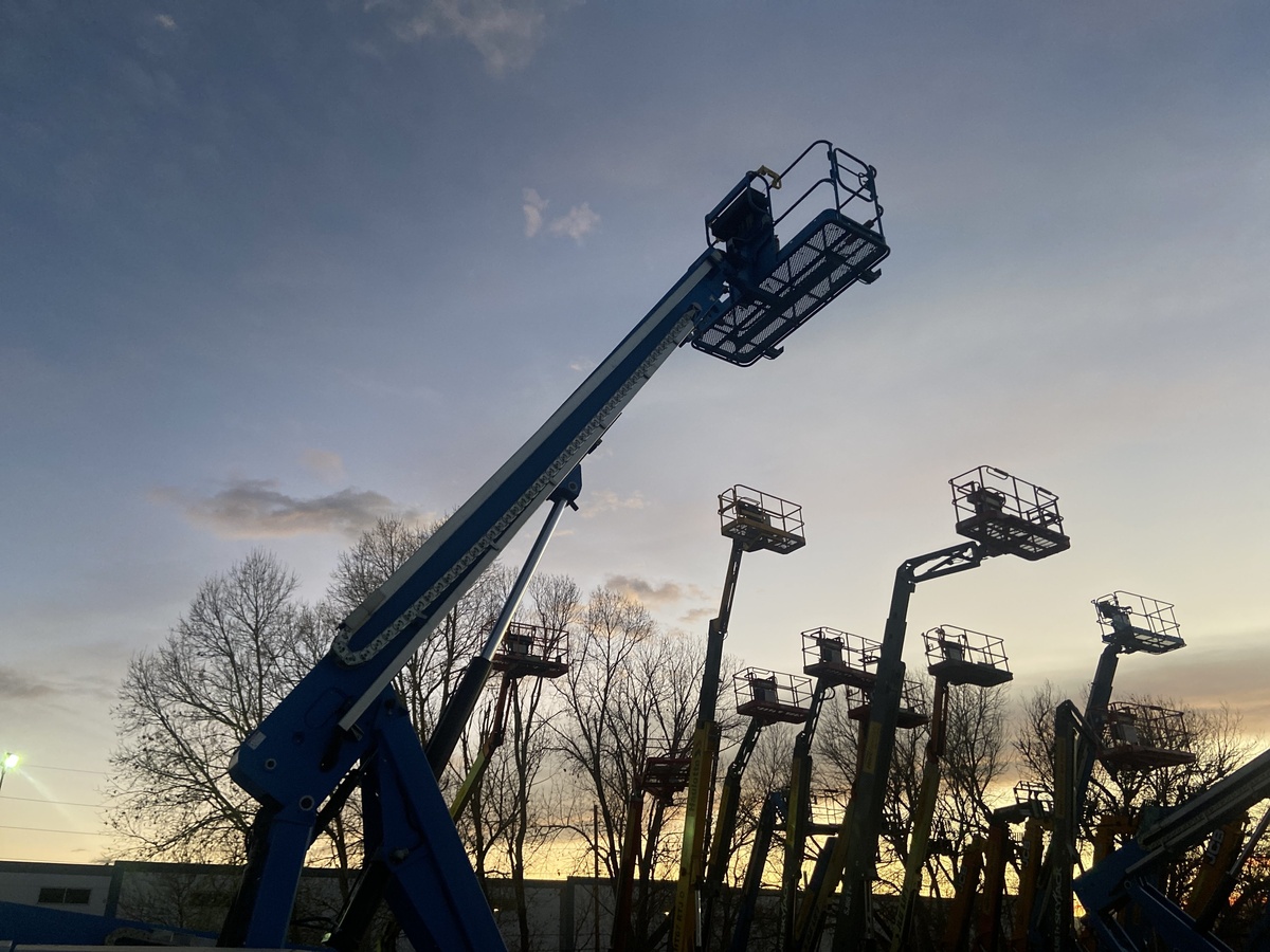 2018 Genie S-60-2