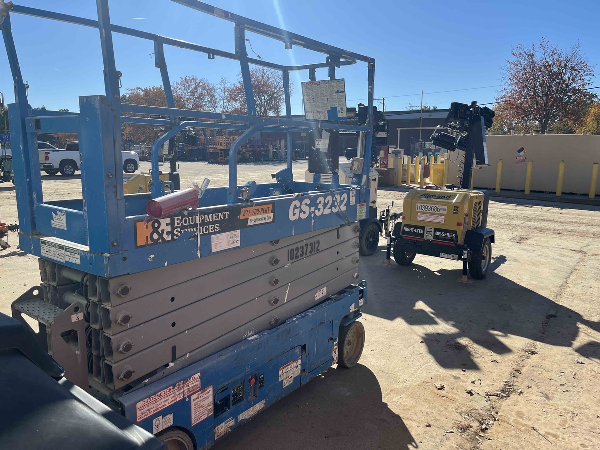 2018 Genie GS-3232-4