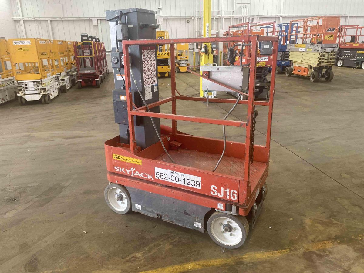 2016 Skyjack SJ16