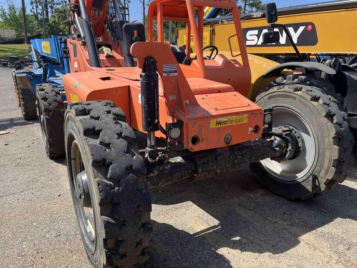 2018 SkyTrak 8042