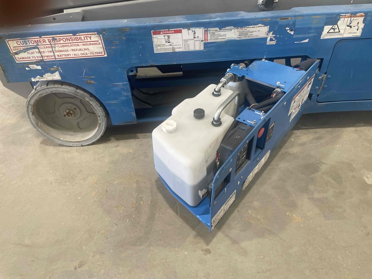 2017 Genie GS-2632-7