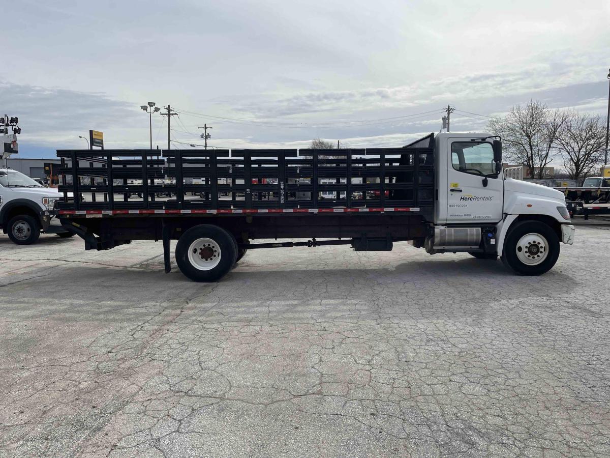 2018 Hino 268