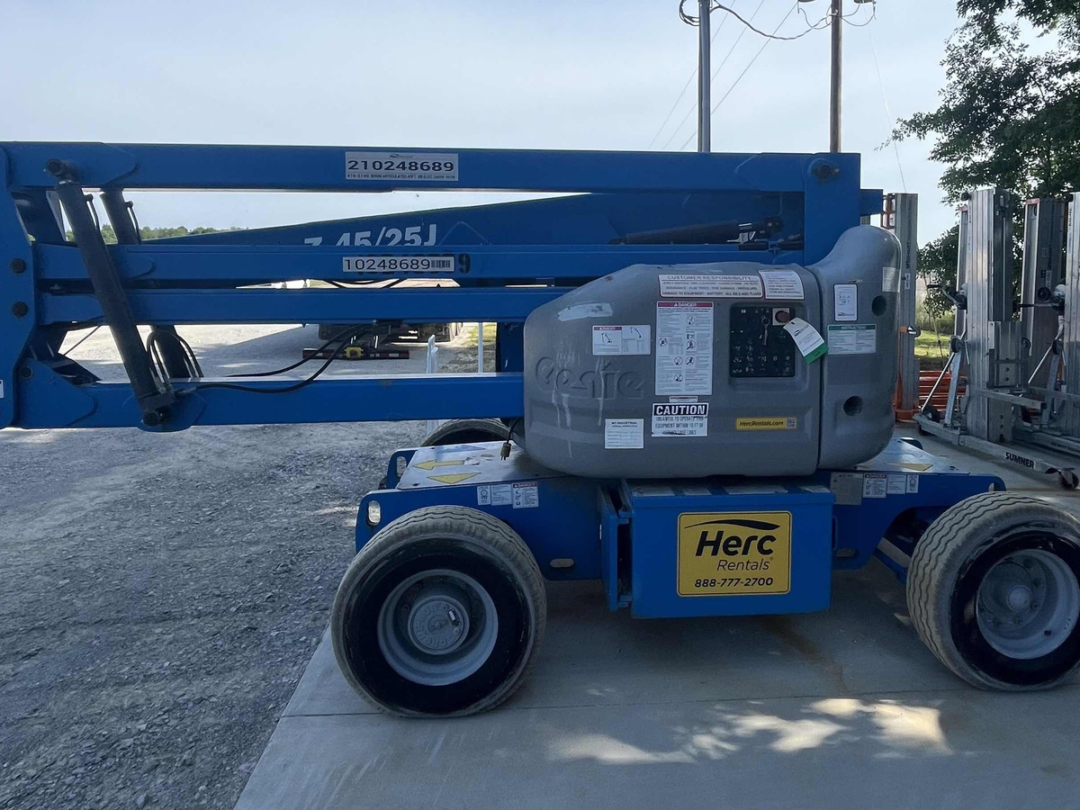 2018 Genie Z-45/25-5