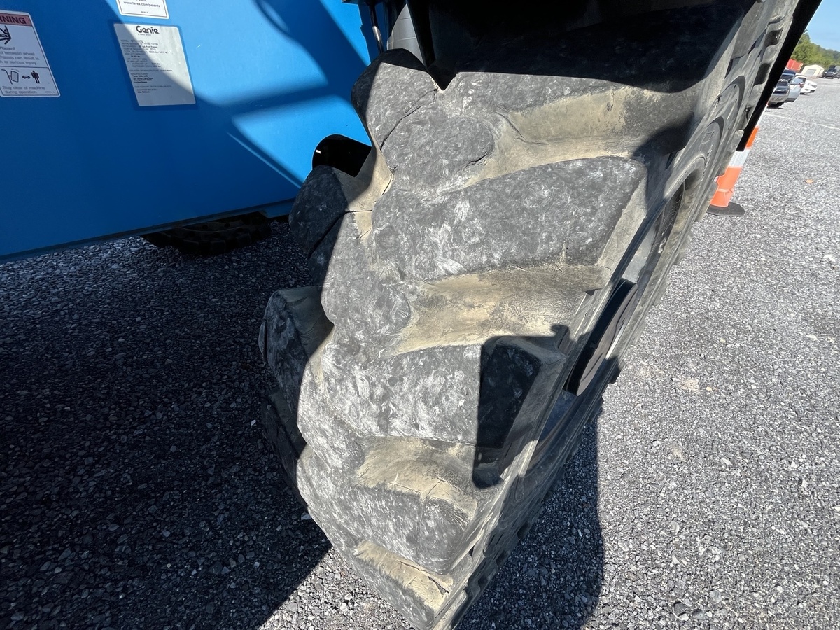 2018 Genie GTH-1056-9