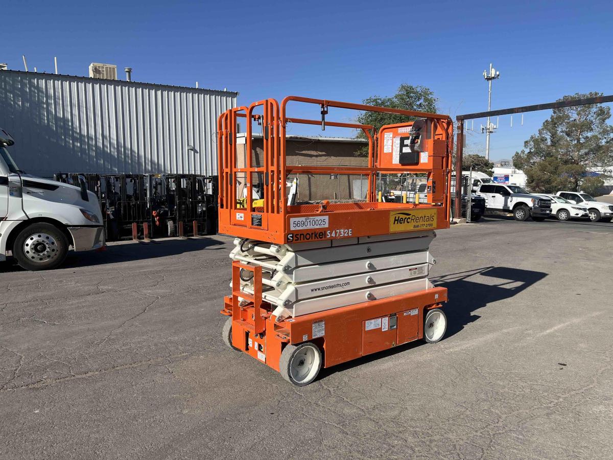 2022 Snorkel S4732E