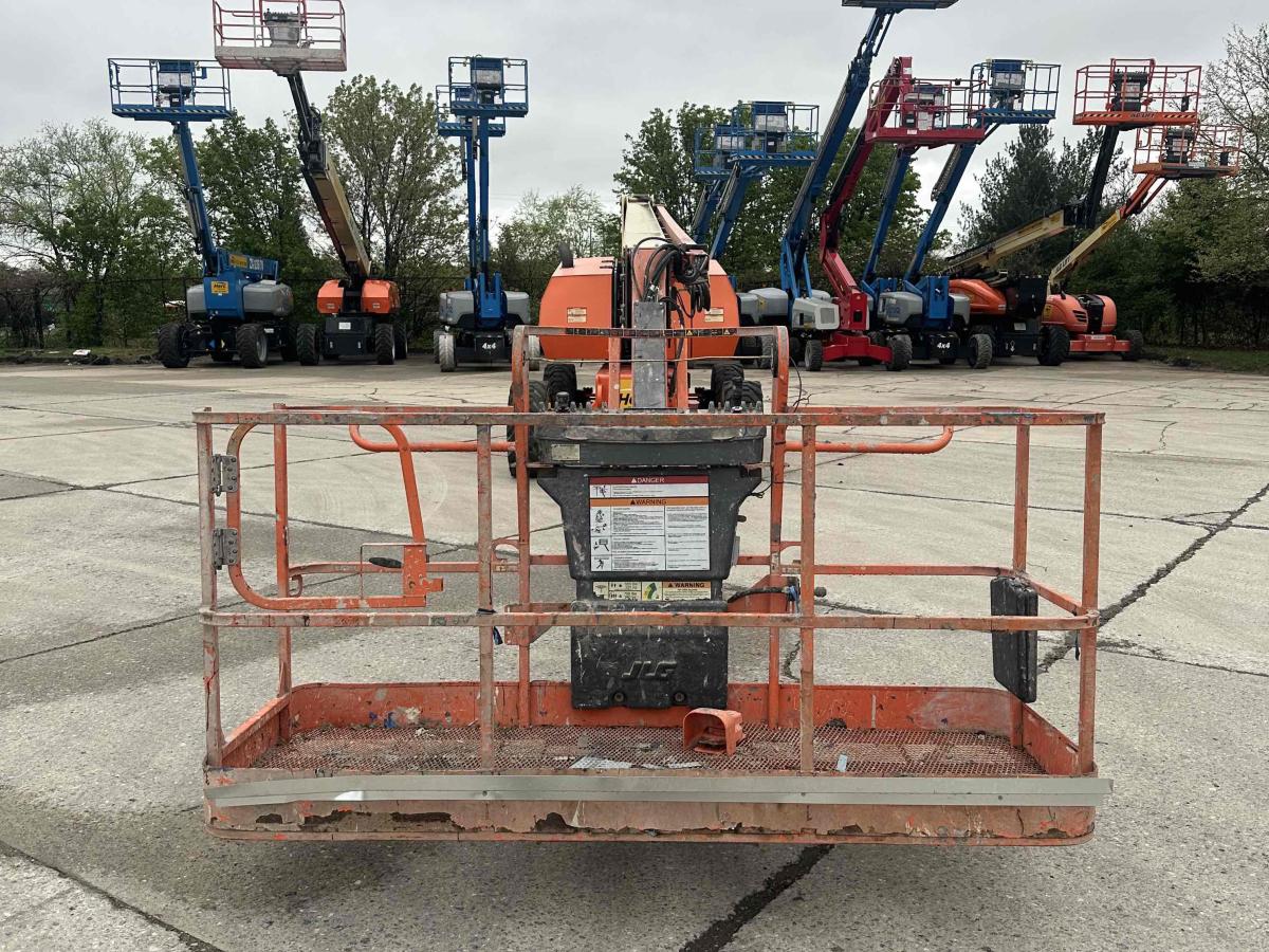 2019 JLG 860SJ-4