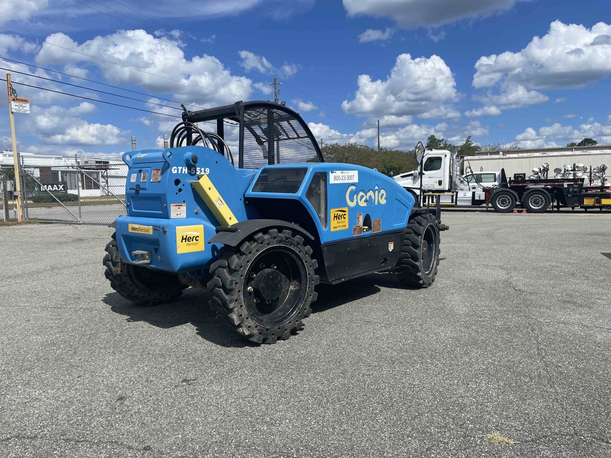 2018 Genie GTH-5519-5