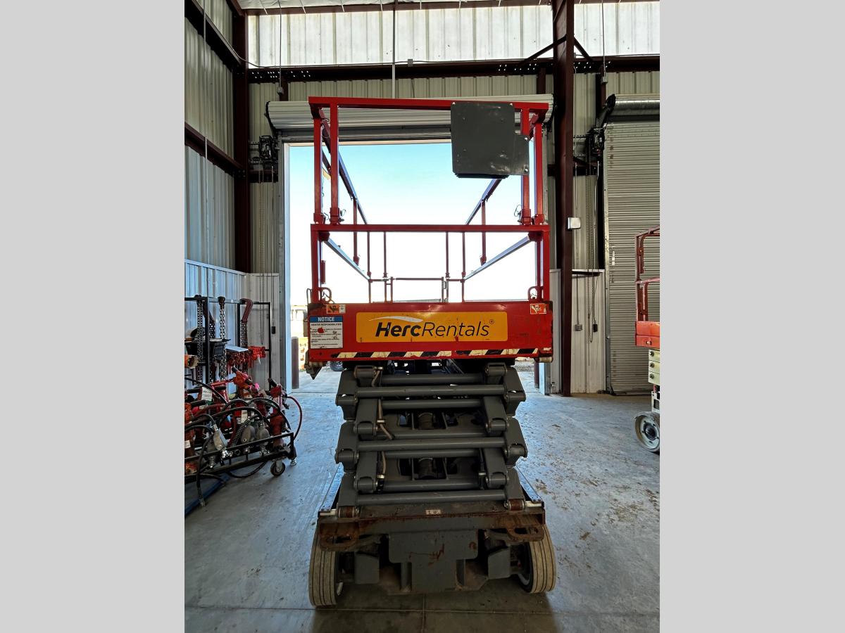 2017 Skyjack SJ4740