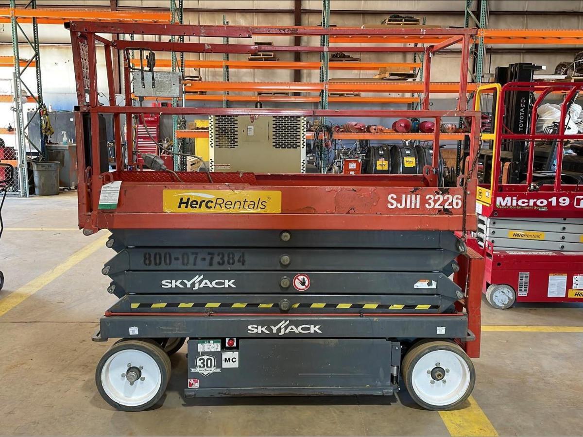 2015 Skyjack SJ3226 Used Slab Scissor Lift in LAGRANGE, GA, ID217665