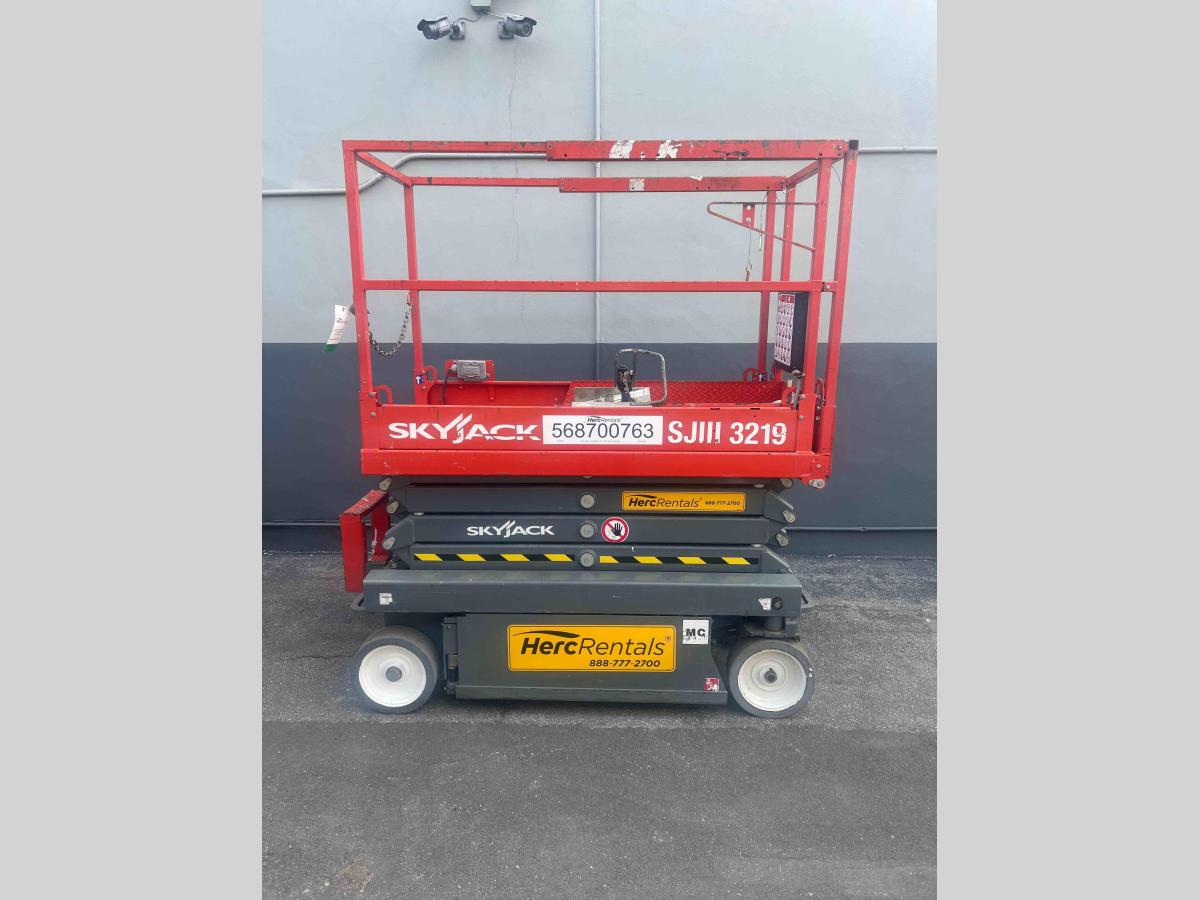 2017 Skyjack SJ3219