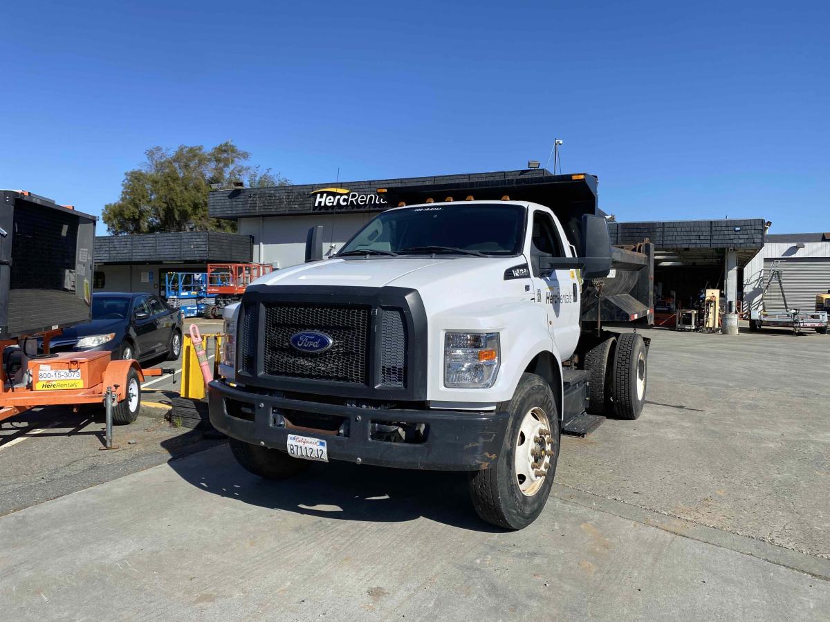 2017 Ford F750