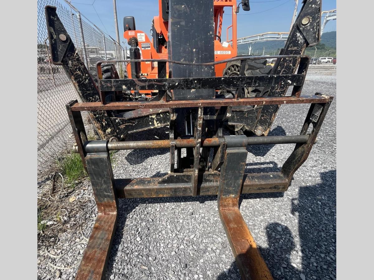 2019 SkyTrak 10042-10
