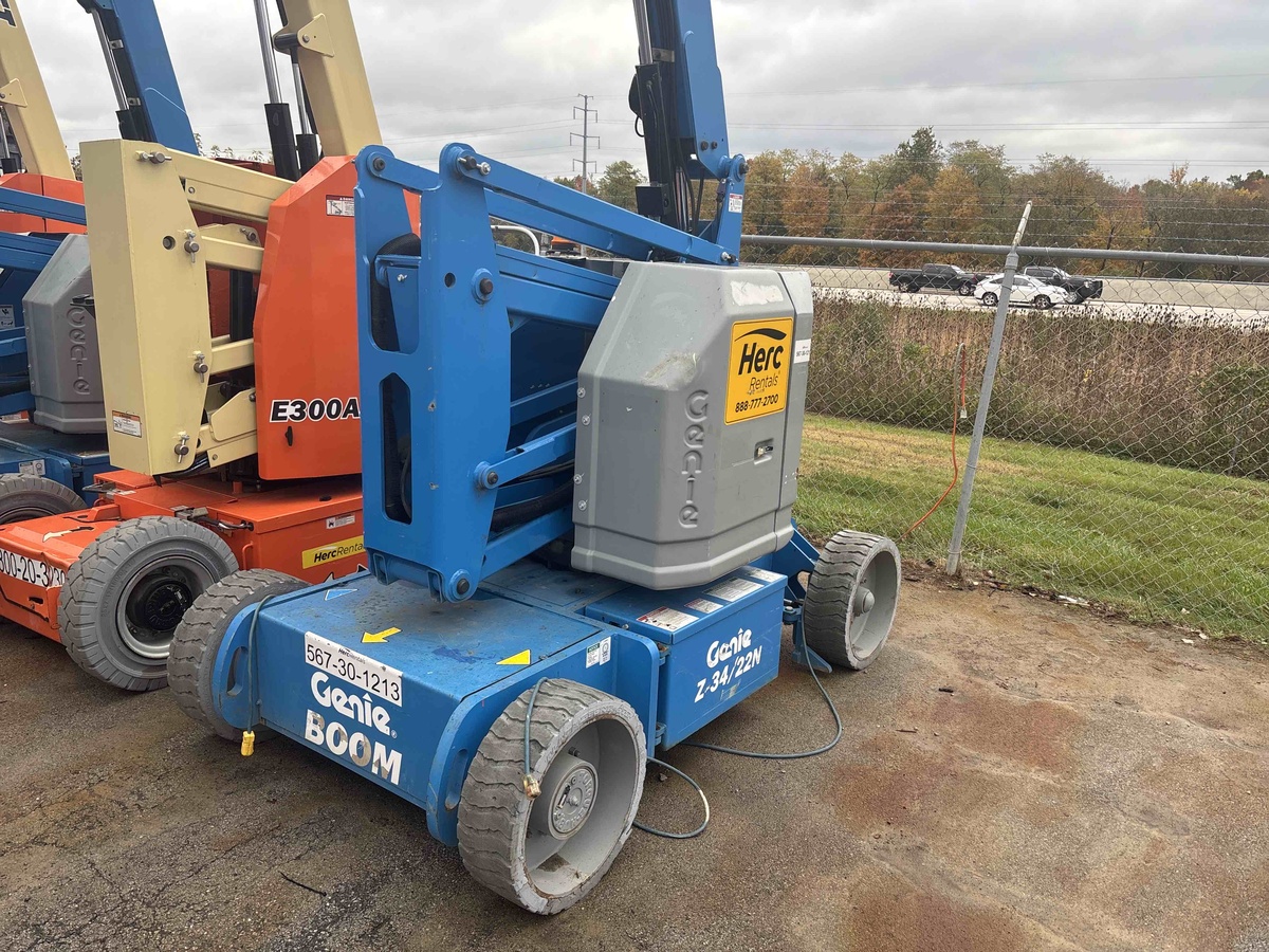 2017 Genie Z-34/22 N