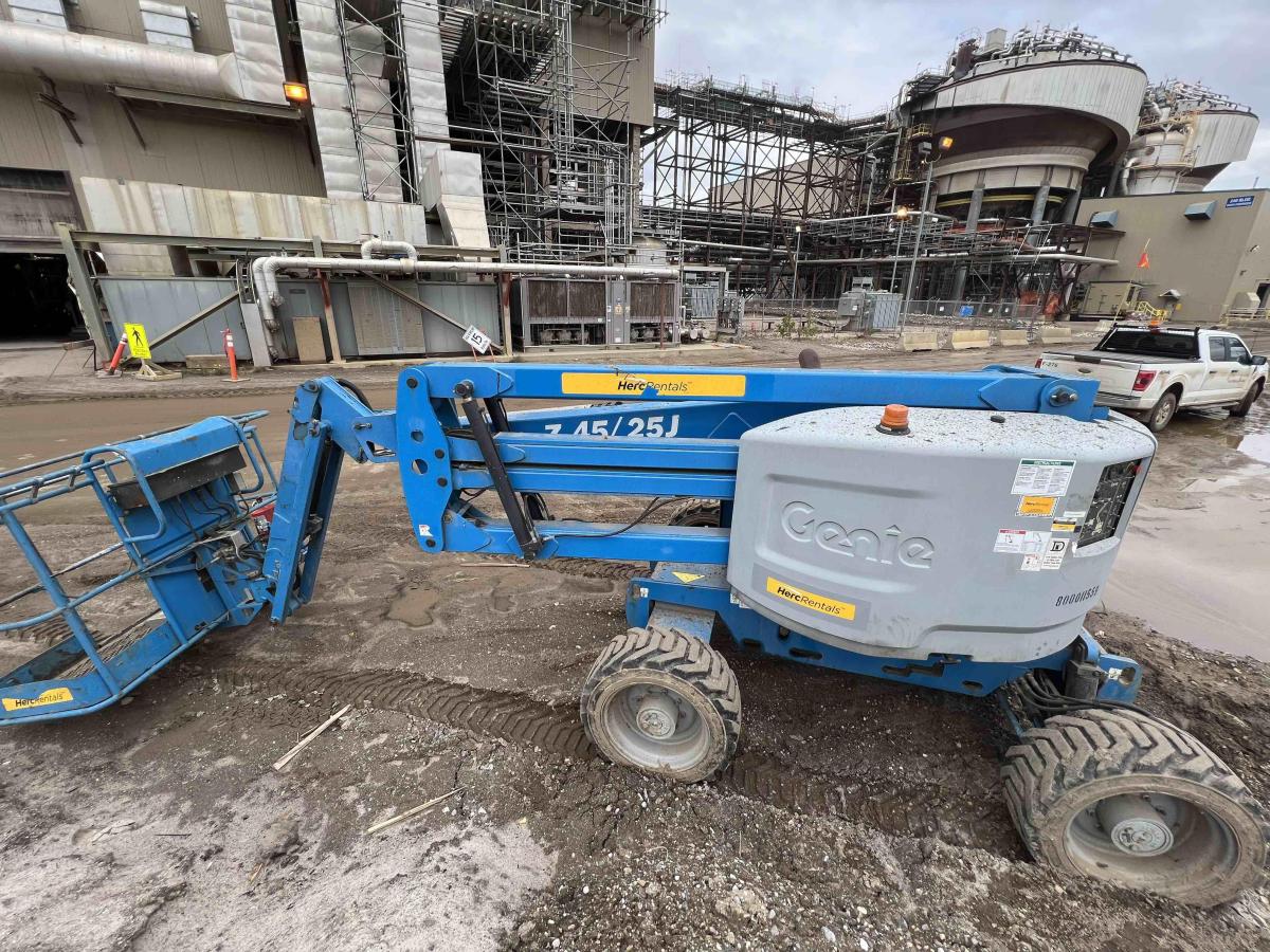 2013 Genie Z-45/25J-2