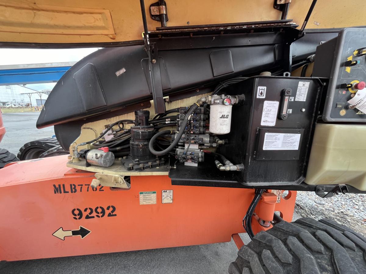 2006 JLG 600S