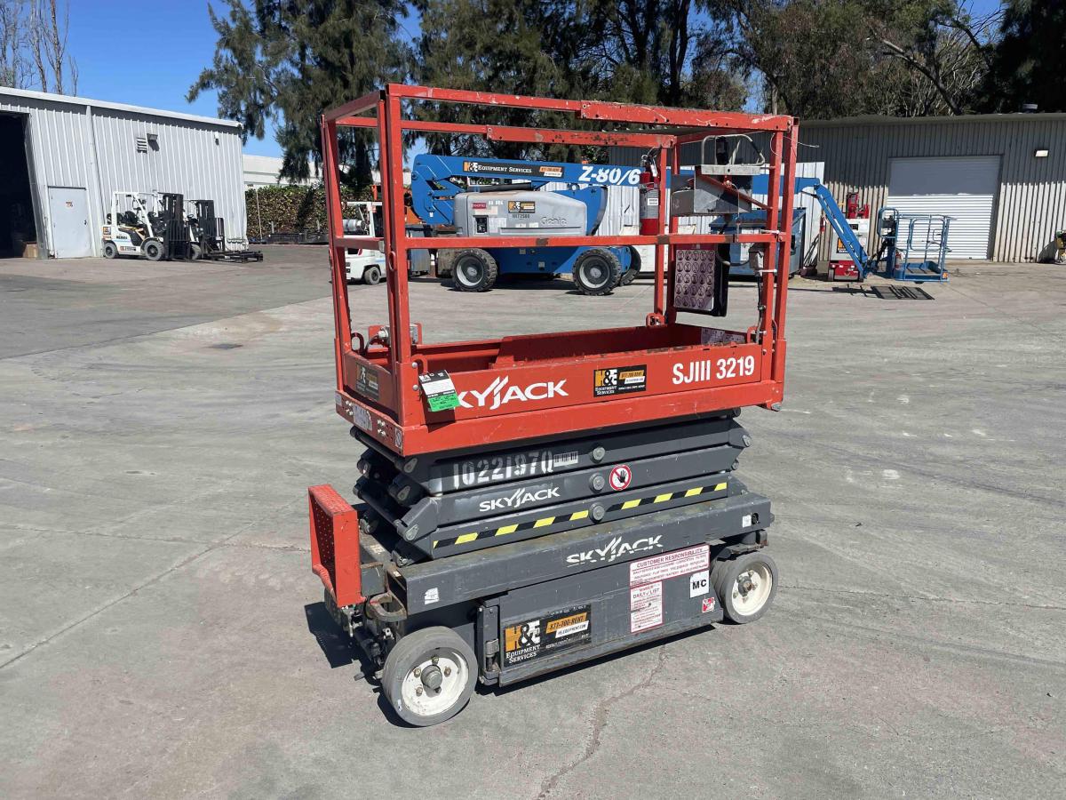 2017 Skyjack SJ3219